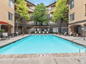 Modern 3BR Condo Near Convention Center