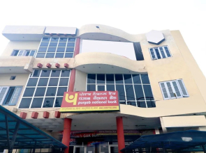 OYO 18570 Hotel Jazz