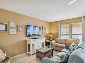 8226 is an upstairs pet friendly studio located in Sandpiper Cove by RedAwning