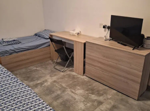 Room-private Cosy Room in a Modern Subur