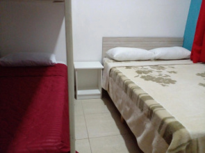 Casa confortável com churrasqueira, wifi e piscina estrutural