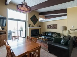 410 Storm Meadows Club C Apartment 2