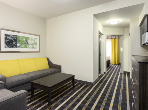 Holiday Inn Exp Stes Norman by IHG