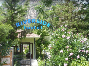 Hotel Riverside