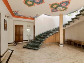 Orange Court Resort