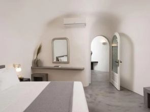 Black Occhio Villa Santorini