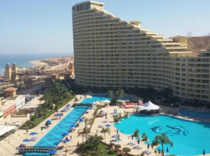 Porto Sokna with sea view pyramids apartments Family only