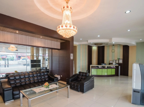 RedDoorz Plus near Simpang Rimbo Jambi