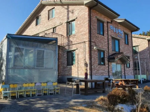 Iksan Sky Forest Pension