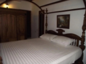 Rifkys Galle Fort Residence