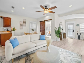 Barefoot Bungalow For 4