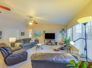 ~ 3 Mi to Ski & Hiking Trails: Soldotna Home