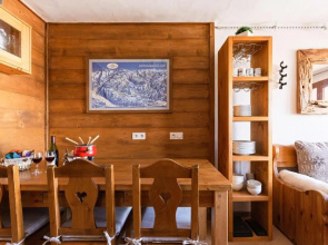 Chalet Chamois - Central Modern Duplex for 6 by Avoriaz Chalets