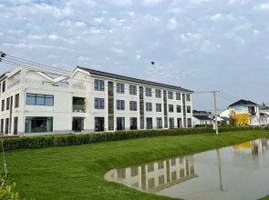 Tongjian Huaxiangtang Resort