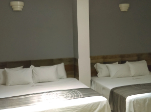 For Season Hotel