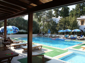 Toloman Hotel Bitez Beach