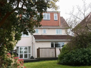 Mumbles - House - Seaside - Sleeps11 - Petfriendly