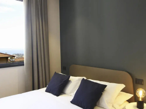 Elegant Accommodation in Catania-beahost