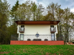 Holiday Nature House