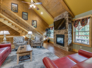 Swimmin in the Smokies - Six Bedroom Chalet