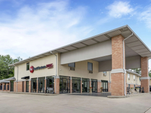 Best Western Plus Two Rivers Hotel & Suites