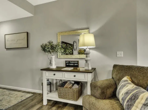 Sunset Bunker 3 Bedroom Condo by RedAwning