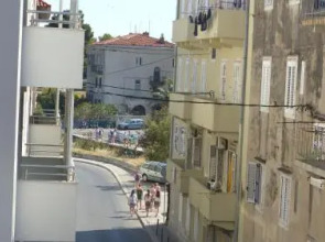 Beach Apartment Bacvice