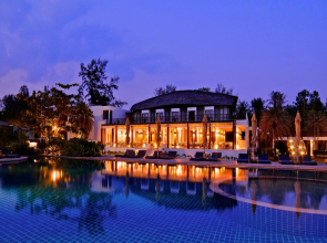 Twin Lotus Resort and Spa - Adults Only