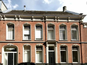 Stadsvilla Tilburg 3 luxe kamers met tuin Anna Paulowna