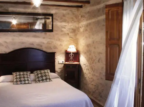 Casa Rural El Castellot