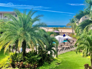 Thunderbird Beach Resort