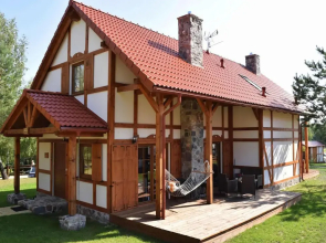 Semi-detached House Near the Lake