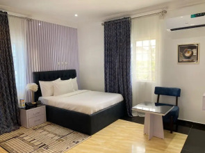 Am Place Luxury Apartments