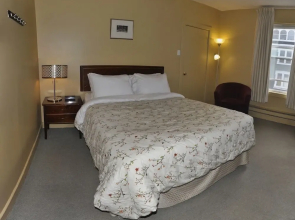 Bond Hostel
