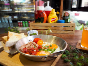 Collection O Jasaen Stylish Boutique Hotel