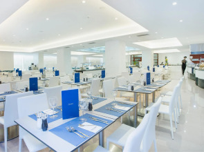 Reverence Life Hotel - Adults Only