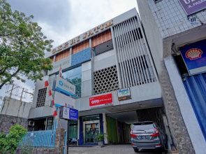 OYO 90177 Hotel Pahlawan