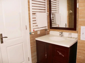 Ruicheng Apartment