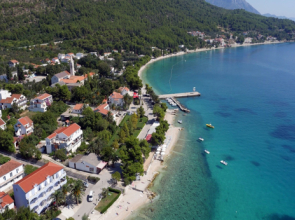 Room Dalsi - 10 m from beach: R1 Zaostrog, Riviera Makarska