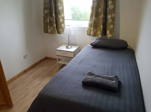 Dragon - Rosemount Apartment 3 Bed Home