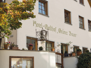 Hotel Restaurant Grüner Baum Und Altes Tor