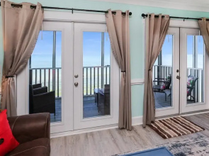 Edgewater Retreat