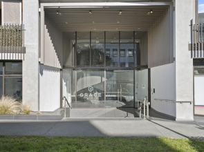 Lovely and warm one bedroom in the CBD