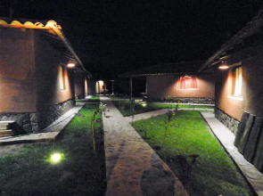 Cantua Hotel