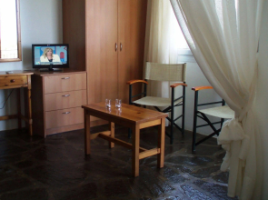 Scorpios Hotel & Suites