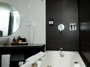 Hotel B Urban Xaman by Fontán Reforma