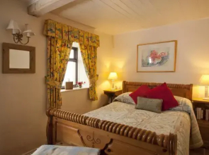 Honeymoon Cottage