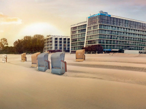 Marine Hotel