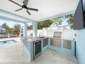 Azul Paradise - Waterfront - Heated Pool - Dock