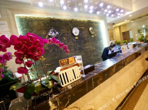 Yongning Lanse Zaochen Hotel